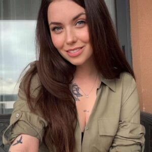 Julia V.