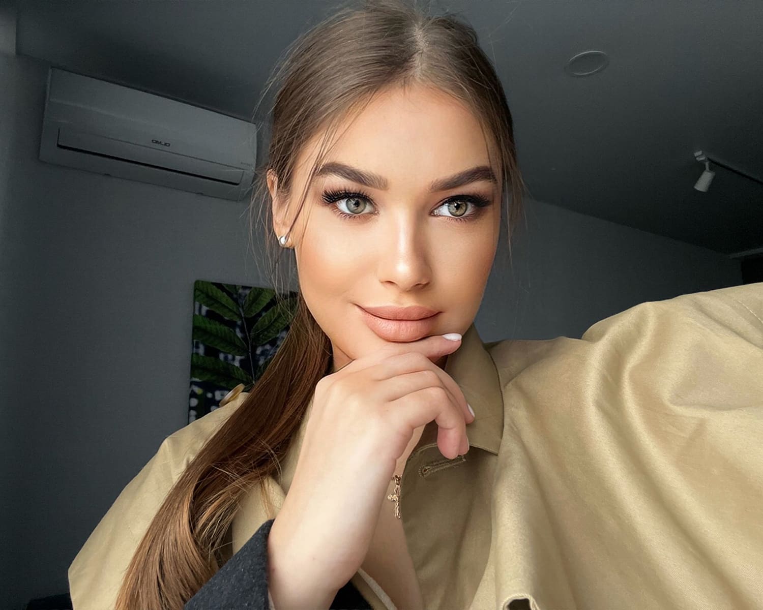 Veronika L - Image 3