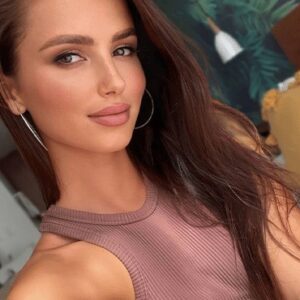 Yana V